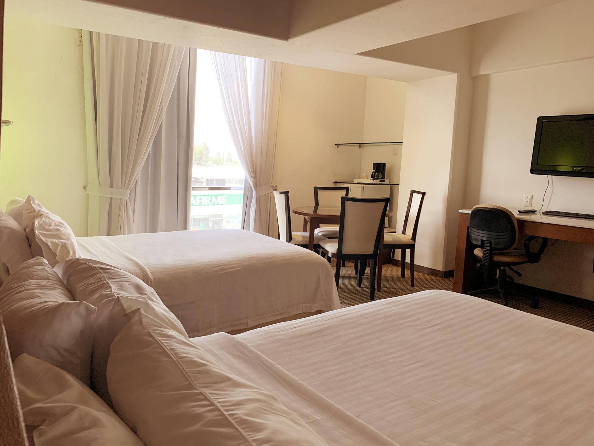 Hotel & Suites Bel Air Business Саламанка Екстериор снимка