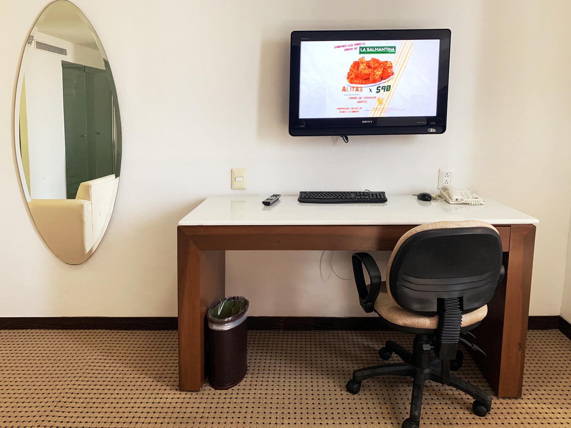 Hotel & Suites Bel Air Business Саламанка Екстериор снимка