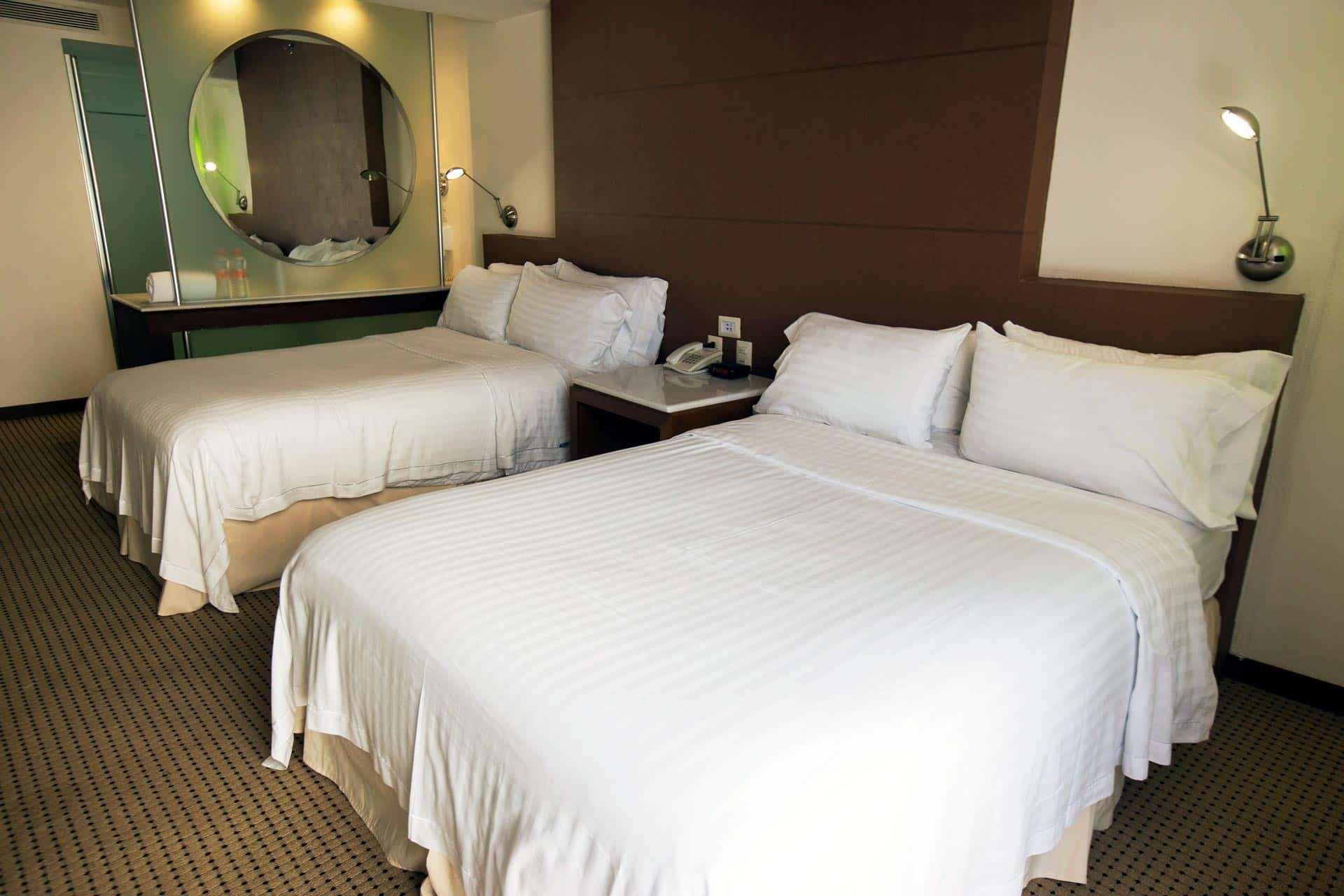 Hotel & Suites Bel Air Business Саламанка Екстериор снимка
