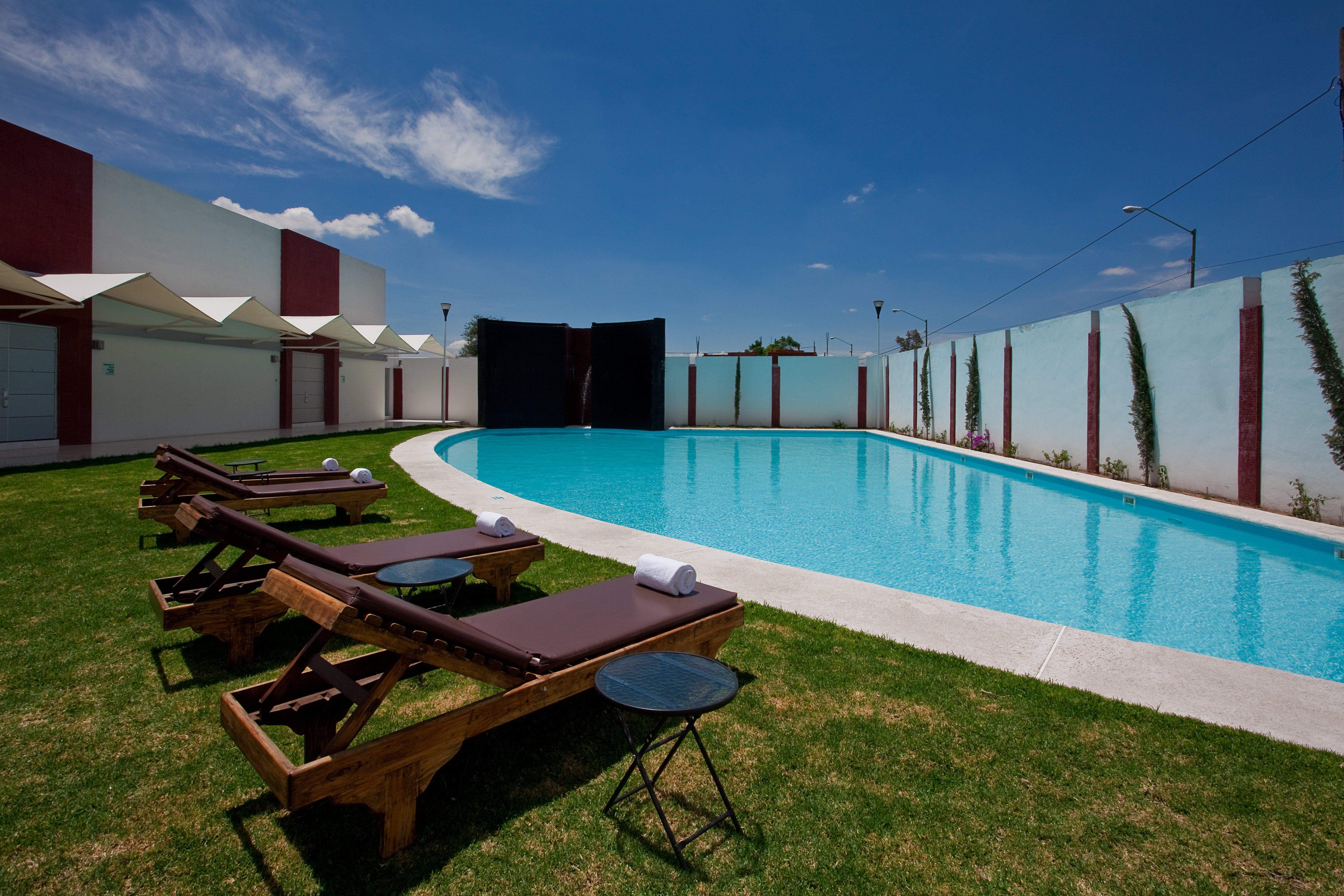Hotel & Suites Bel Air Business Саламанка Екстериор снимка